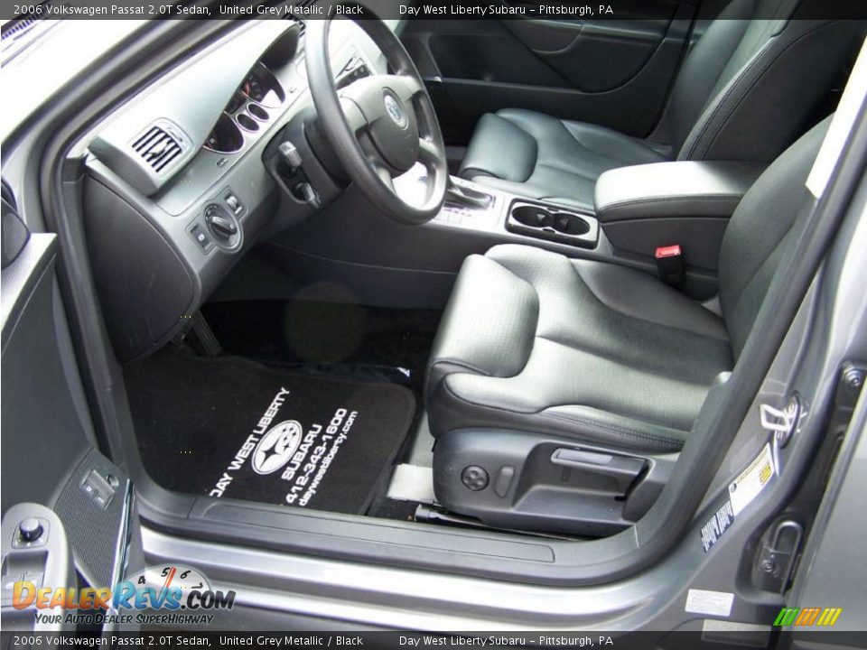 2006 Volkswagen Passat 2.0T Sedan United Grey Metallic / Black Photo #14