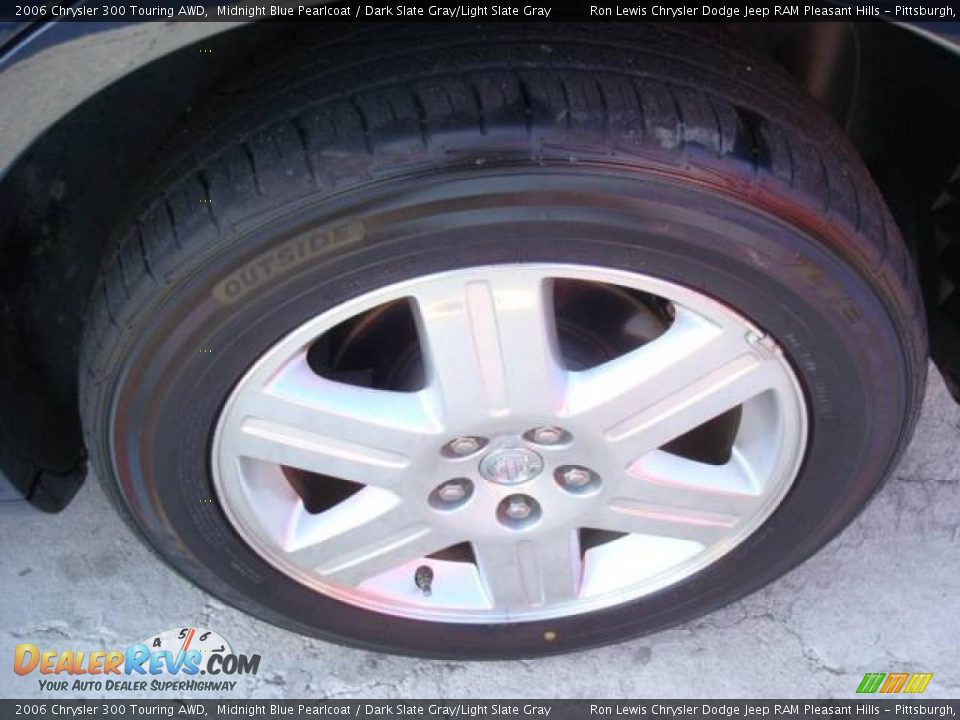2006 Chrysler 300 Touring AWD Midnight Blue Pearlcoat / Dark Slate Gray/Light Slate Gray Photo #10