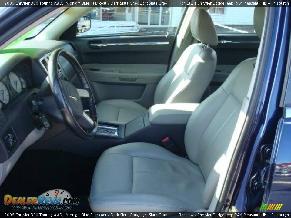 2006 Chrysler 300 Touring AWD Midnight Blue Pearlcoat / Dark Slate Gray/Light Slate Gray Photo #18