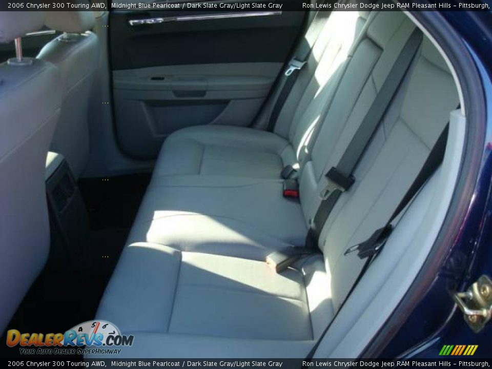 2006 Chrysler 300 Touring AWD Midnight Blue Pearlcoat / Dark Slate Gray/Light Slate Gray Photo #19