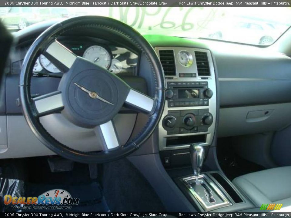 2006 Chrysler 300 Touring AWD Midnight Blue Pearlcoat / Dark Slate Gray/Light Slate Gray Photo #20