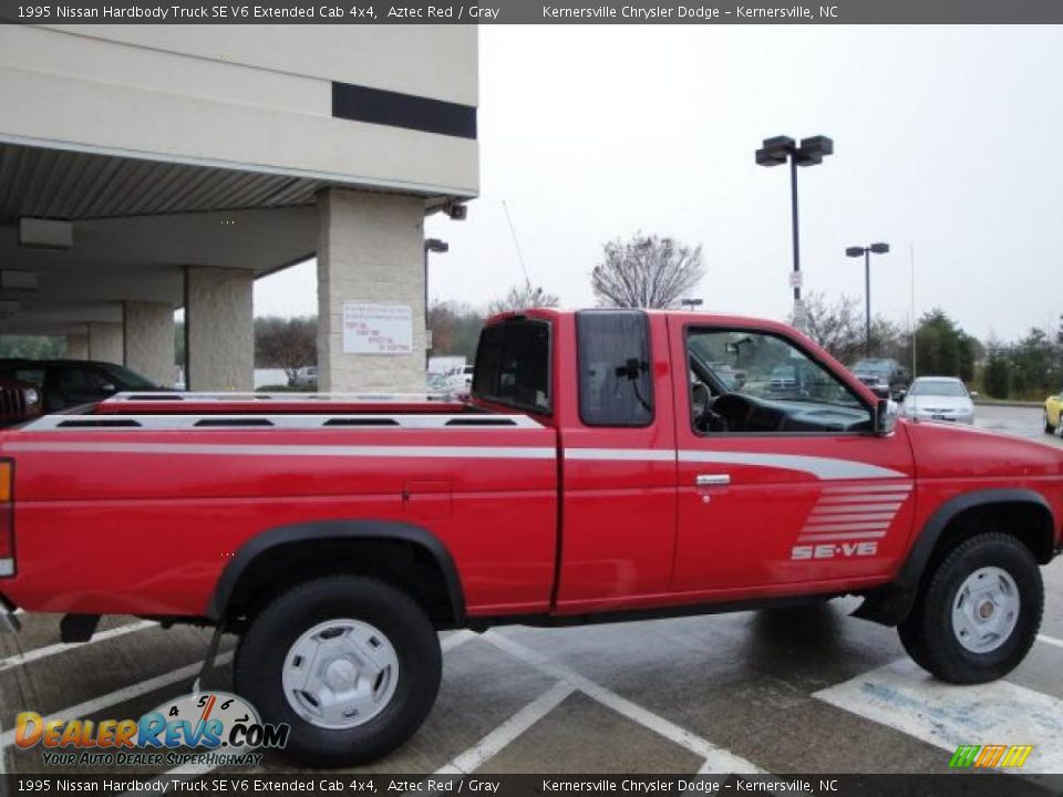 1995 Nissan Hardbody Truck SE V6 Extended Cab 4x4 Aztec Red / Gray Photo #2