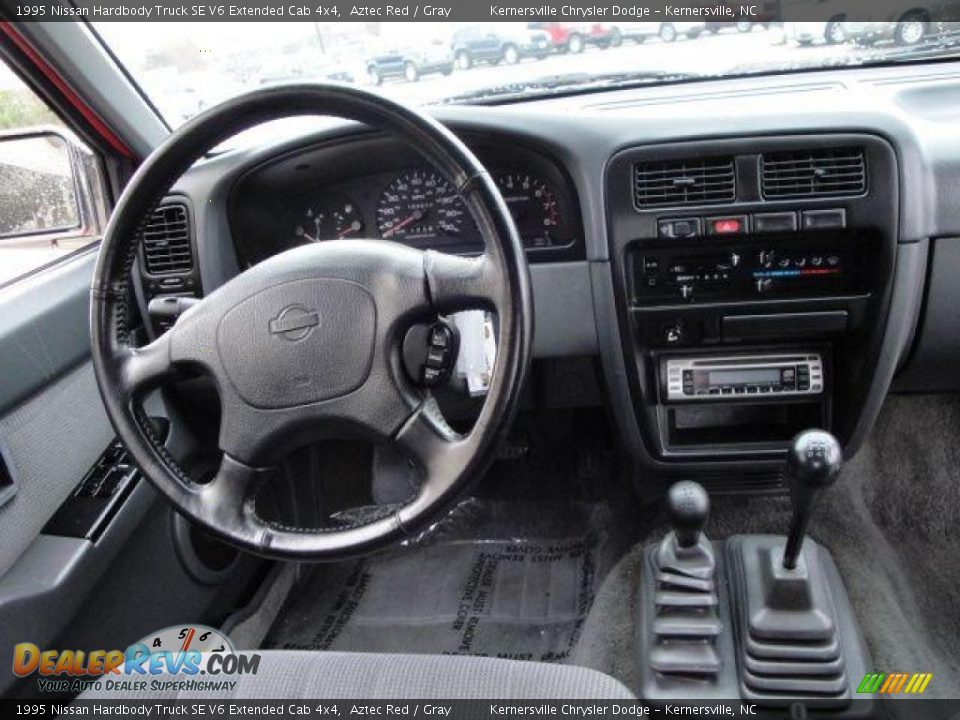 1995 Nissan pickup interior #1