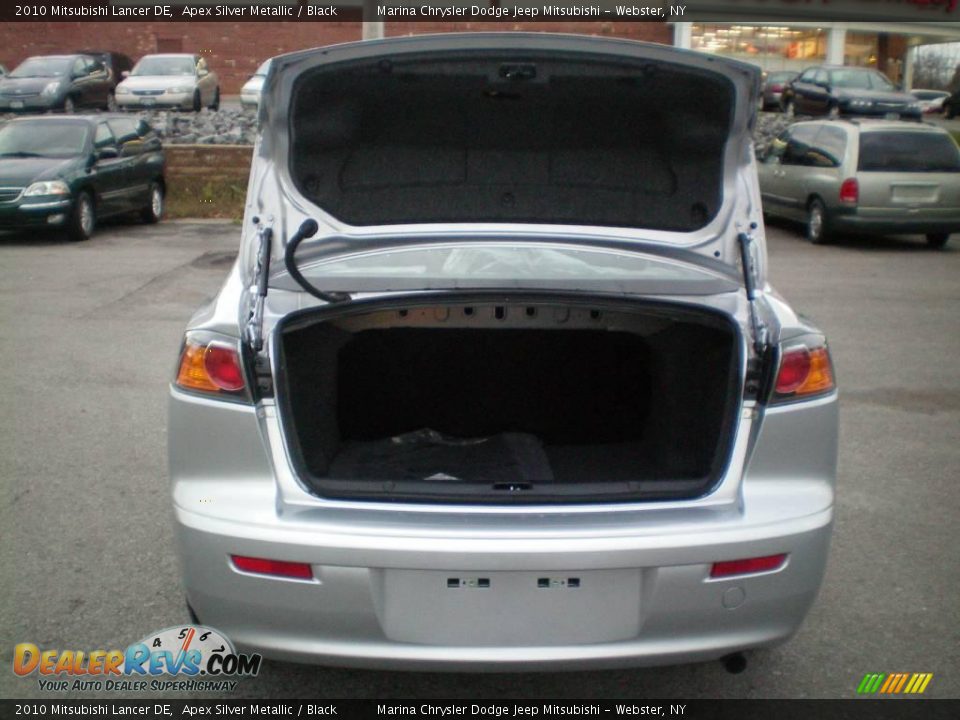 2010 Mitsubishi Lancer DE Apex Silver Metallic / Black Photo #17