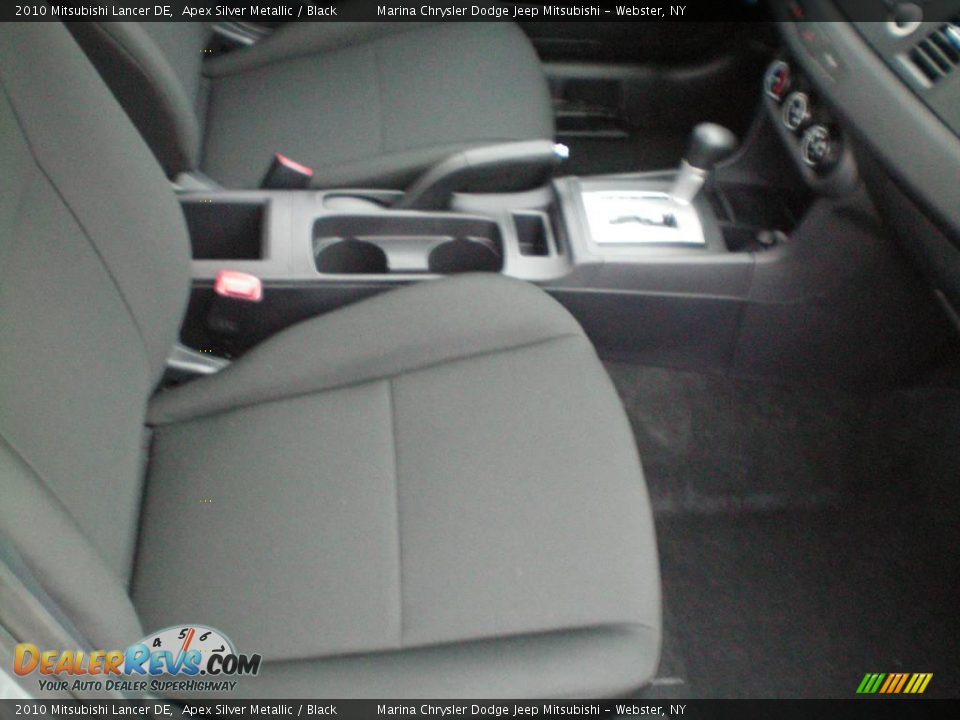 2010 Mitsubishi Lancer DE Apex Silver Metallic / Black Photo #22