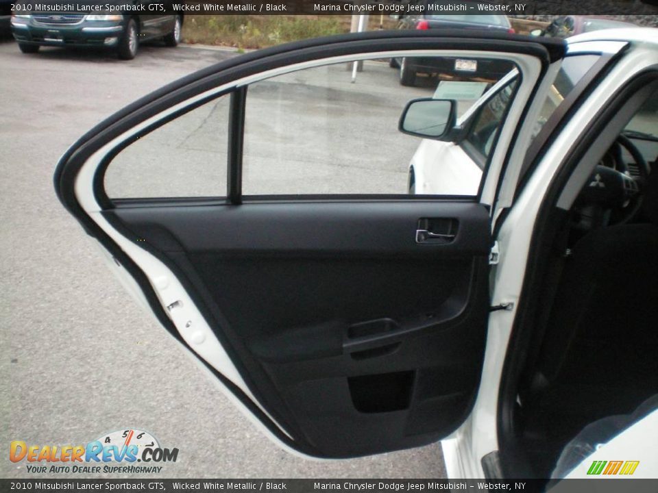 2010 Mitsubishi Lancer Sportback GTS Wicked White Metallic / Black Photo #17
