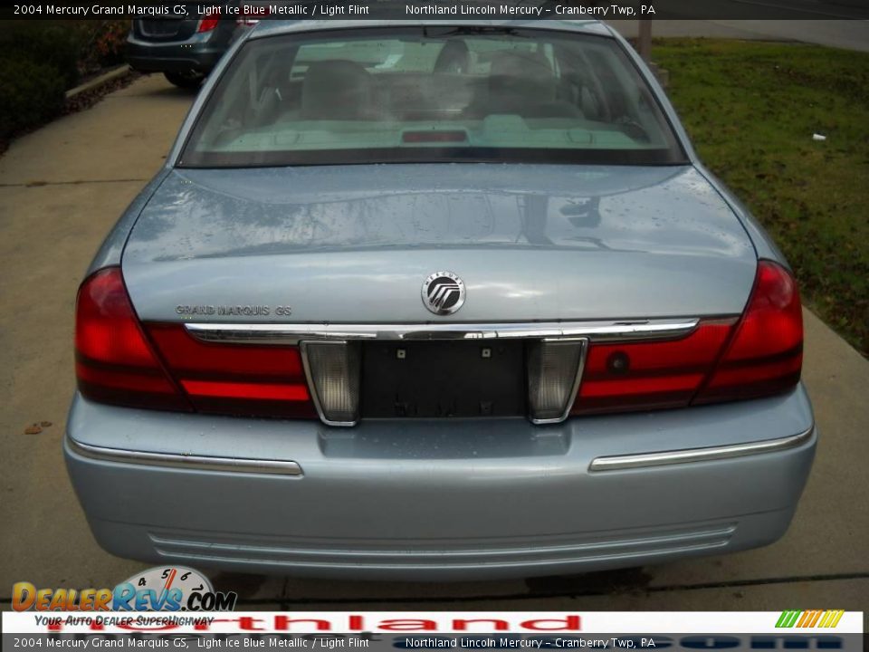 2004 Mercury Grand Marquis GS Light Ice Blue Metallic / Light Flint Photo #3