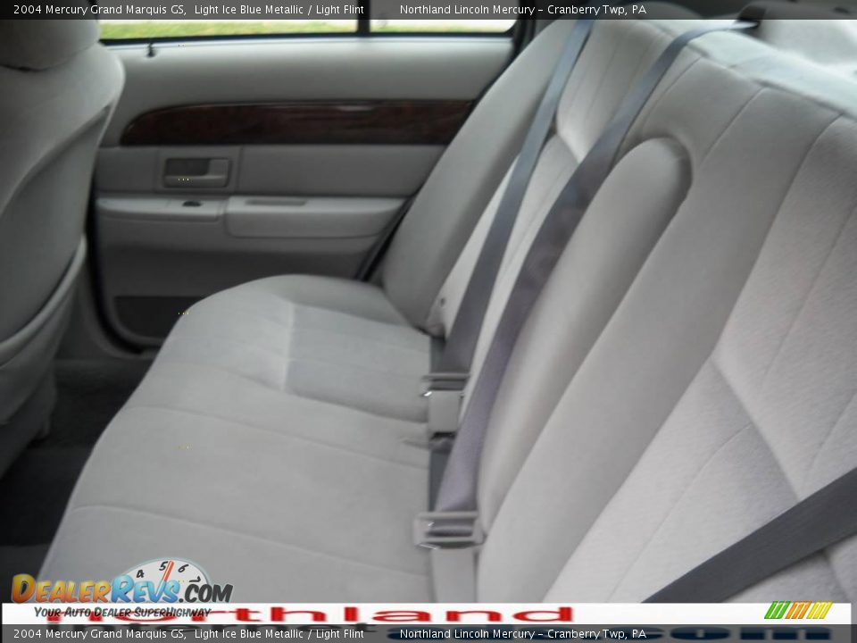2004 Mercury Grand Marquis GS Light Ice Blue Metallic / Light Flint Photo #12