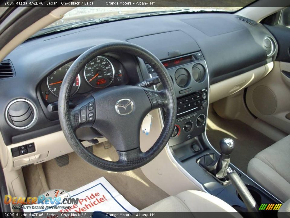2006 Mazda MAZDA6 i Sedan Onyx Black / Beige Photo #12
