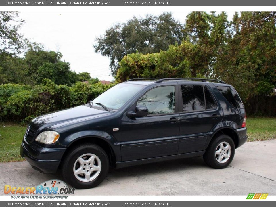 2001 Mercedes-Benz ML 320 4Matic Orion Blue Metallic / Ash Photo #2