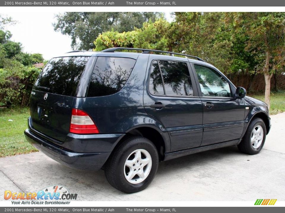 2001 Mercedes-Benz ML 320 4Matic Orion Blue Metallic / Ash Photo #12