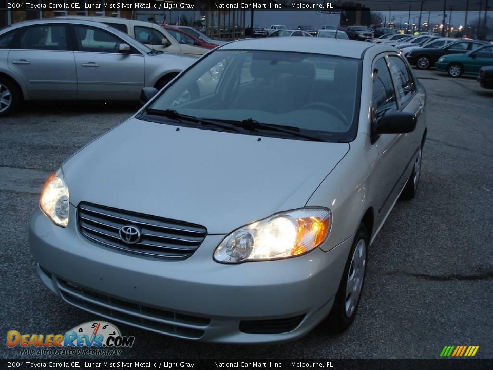 2004 Toyota Corolla CE Lunar Mist Silver Metallic / Light Gray Photo #2