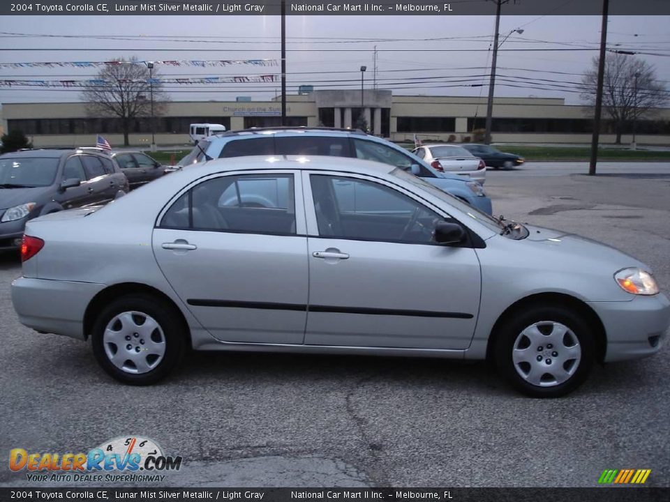 2004 Toyota Corolla CE Lunar Mist Silver Metallic / Light Gray Photo #5