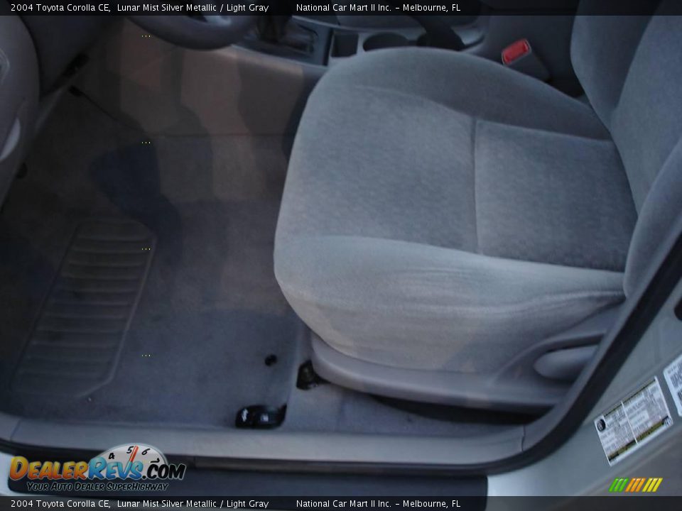 2004 Toyota Corolla CE Lunar Mist Silver Metallic / Light Gray Photo #14