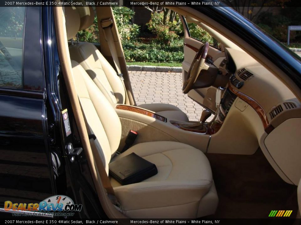 2007 Mercedes-Benz E 350 4Matic Sedan Black / Cashmere Photo #13