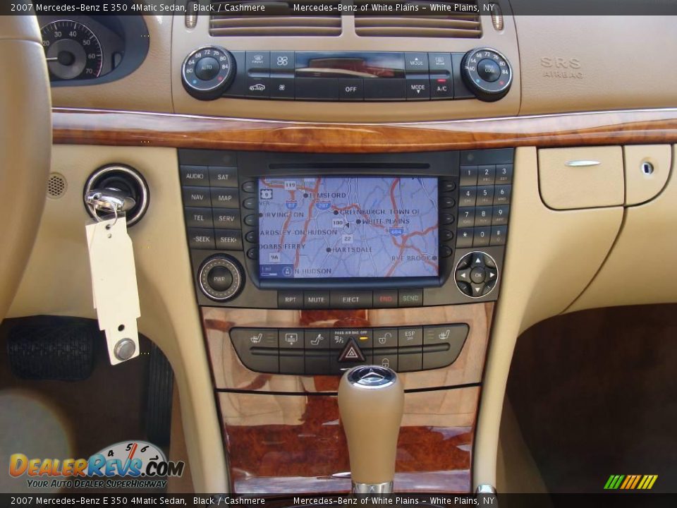 2007 Mercedes-Benz E 350 4Matic Sedan Black / Cashmere Photo #17