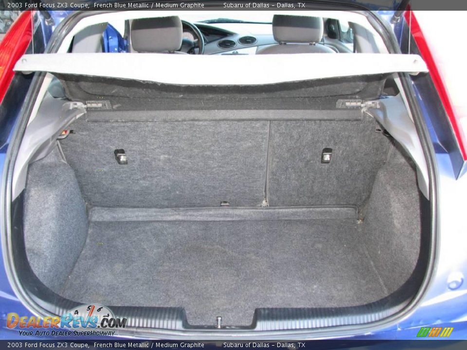 2003 Ford Focus ZX3 Coupe French Blue Metallic / Medium Graphite Photo #19