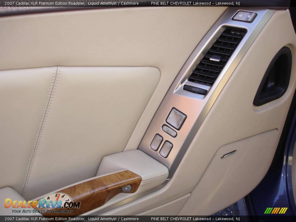 2007 Cadillac XLR Platinum Edition Roadster Liquid Amethyst / Cashmere Photo #7