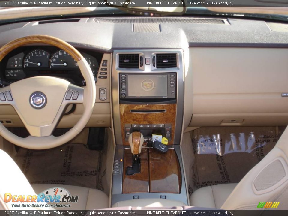 2007 Cadillac XLR Platinum Edition Roadster Liquid Amethyst / Cashmere Photo #14