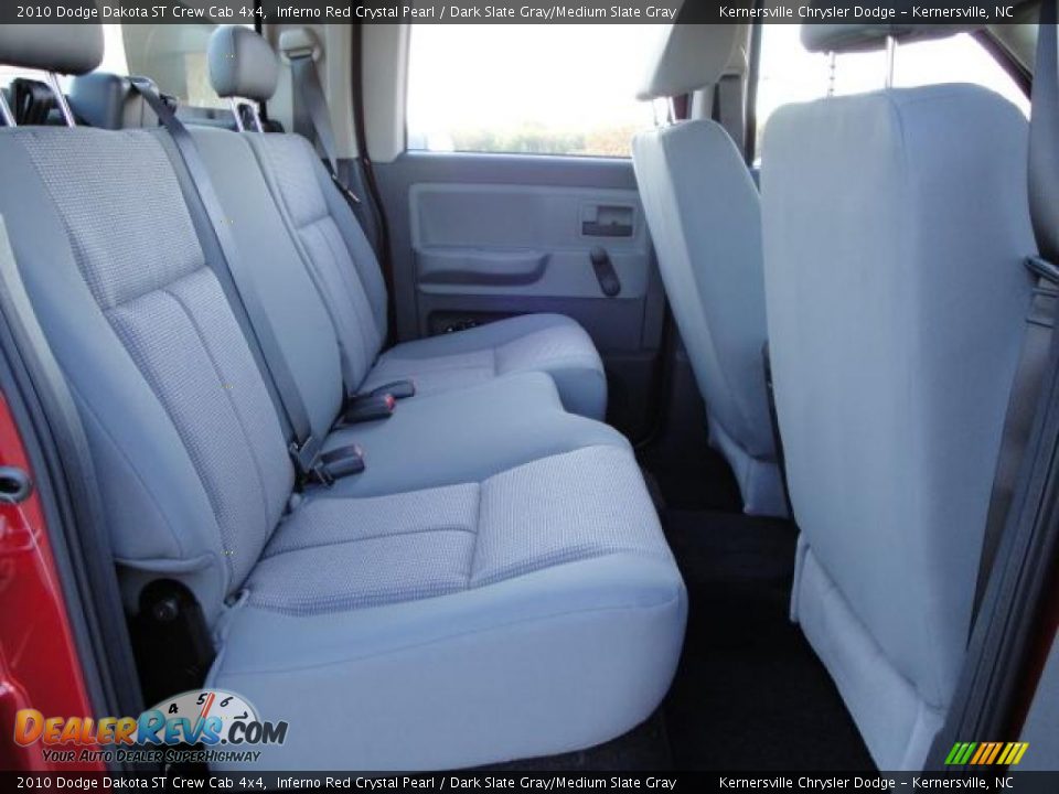2010 Dodge Dakota ST Crew Cab 4x4 Inferno Red Crystal Pearl / Dark Slate Gray/Medium Slate Gray Photo #17