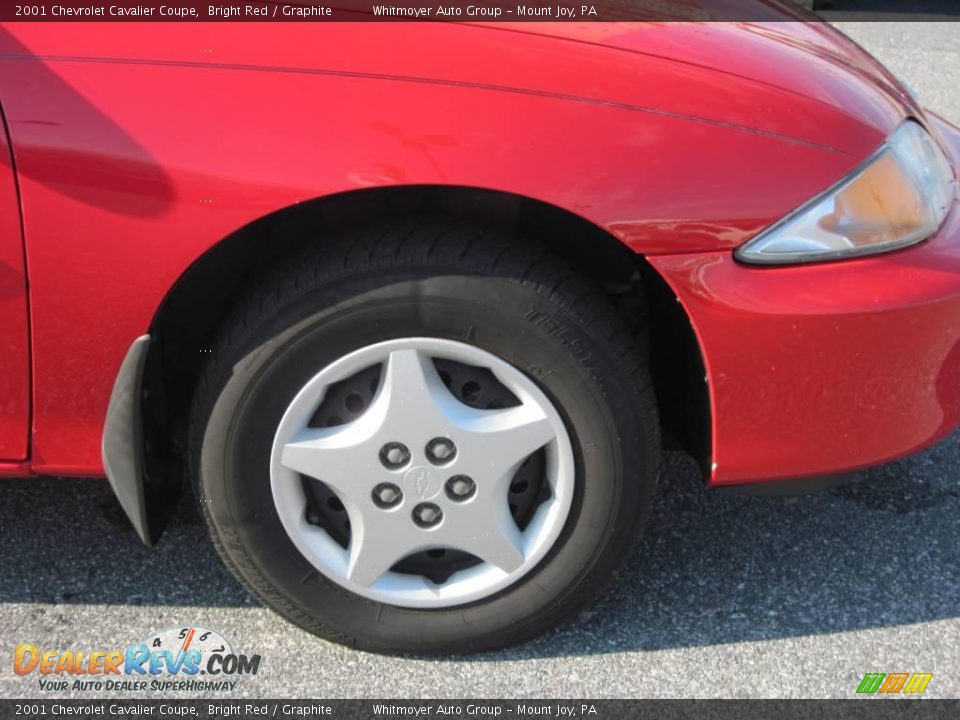 2001 Chevrolet Cavalier Coupe Bright Red / Graphite Photo #4