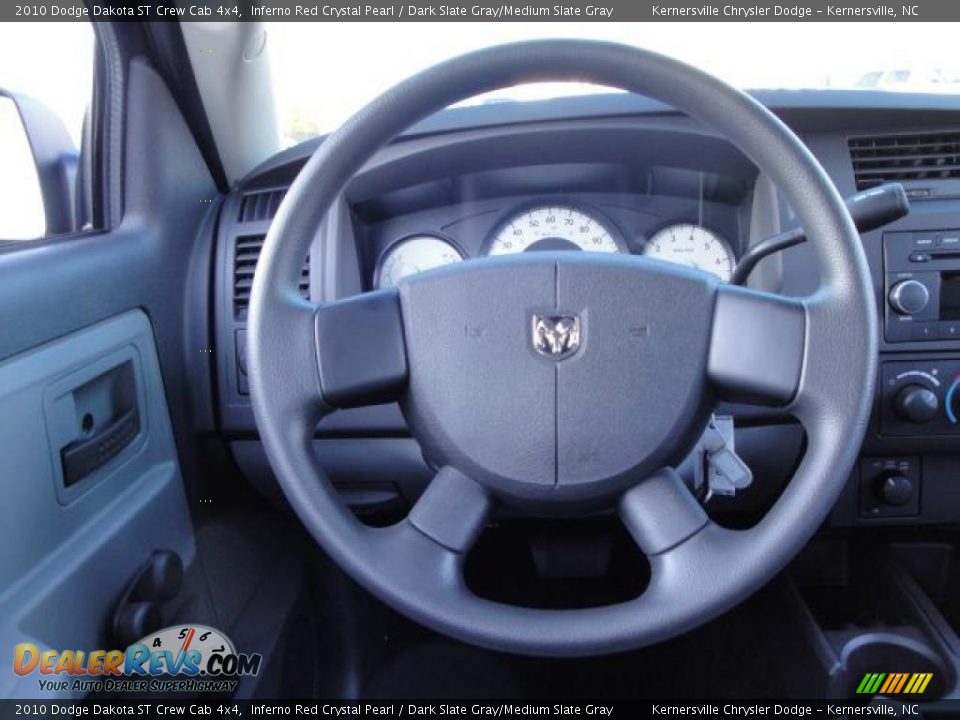 2010 Dodge Dakota ST Crew Cab 4x4 Inferno Red Crystal Pearl / Dark Slate Gray/Medium Slate Gray Photo #23