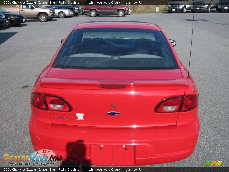2001 Chevrolet Cavalier Coupe Bright Red / Graphite Photo #8