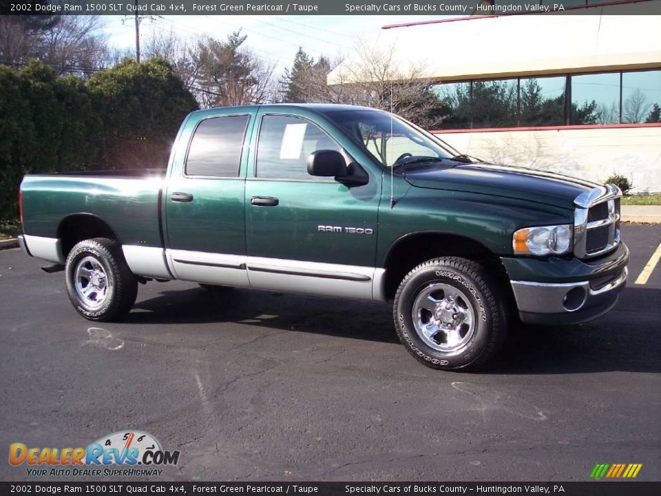 2002 Dodge Ram 1500 SLT Quad Cab 4x4 Forest Green Pearlcoat / Taupe Photo #16