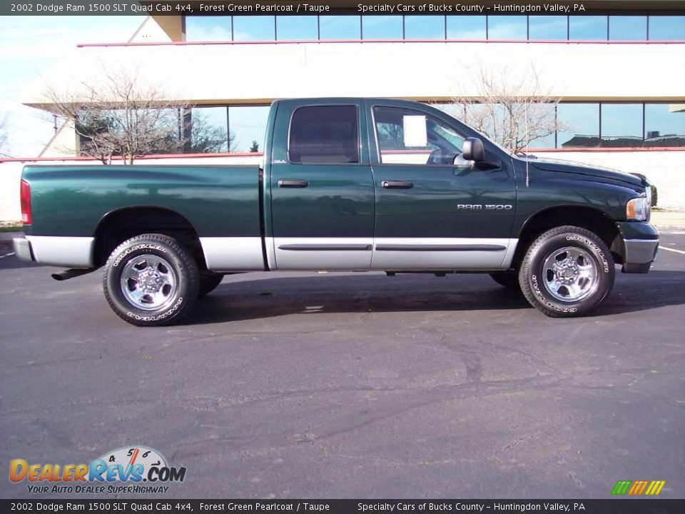 2002 Dodge Ram 1500 SLT Quad Cab 4x4 Forest Green Pearlcoat / Taupe Photo #17