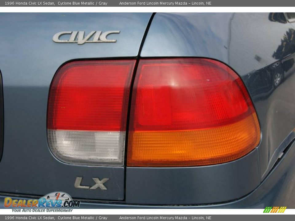1996 Honda Civic LX Sedan Cyclone Blue Metallic / Gray Photo #18