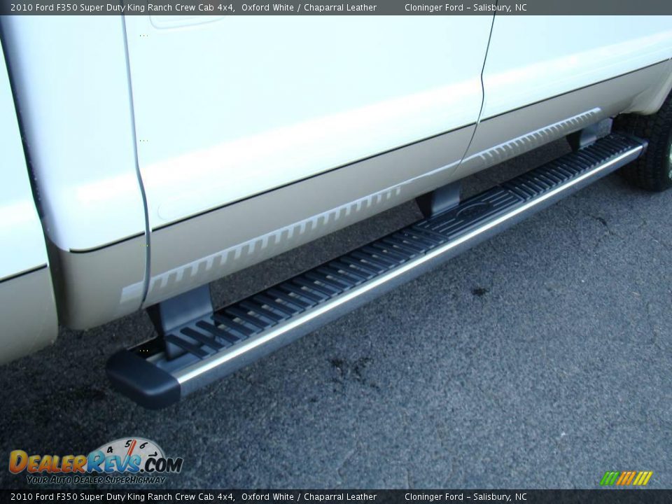 2010 Ford F350 Super Duty King Ranch Crew Cab 4x4 Oxford White / Chaparral Leather Photo #15