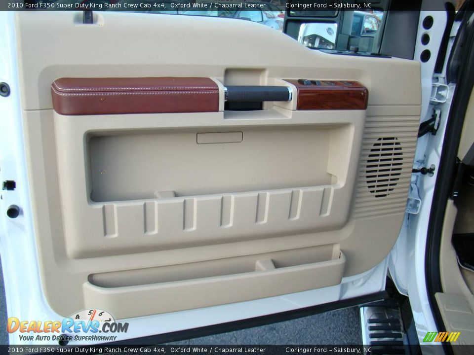 2010 Ford F350 Super Duty King Ranch Crew Cab 4x4 Oxford White / Chaparral Leather Photo #17