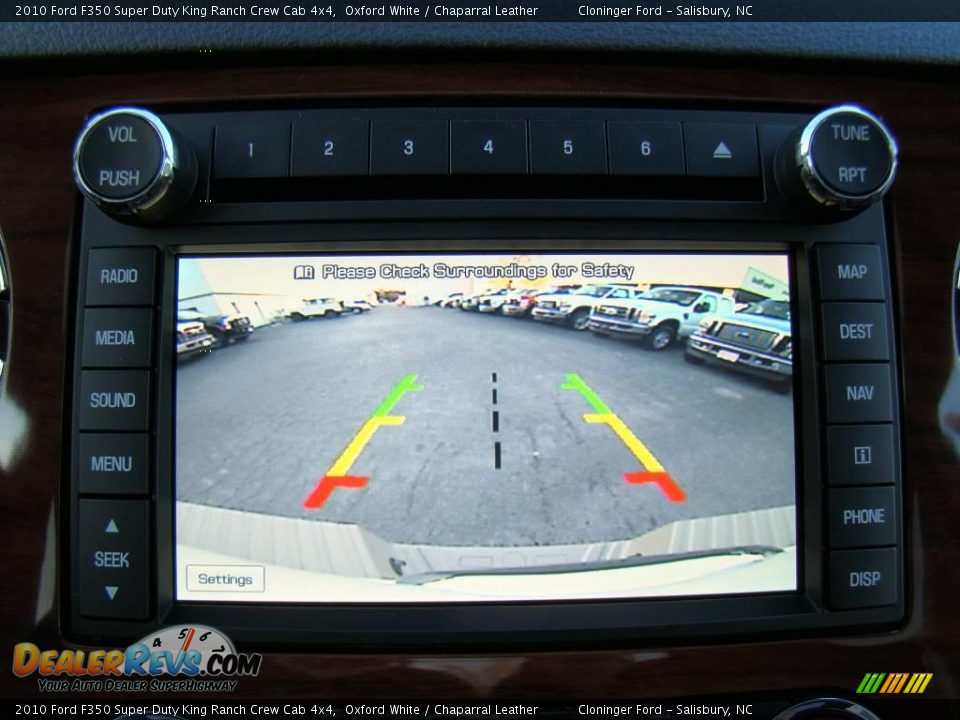 2010 Ford F350 Super Duty King Ranch Crew Cab 4x4 Oxford White / Chaparral Leather Photo #24