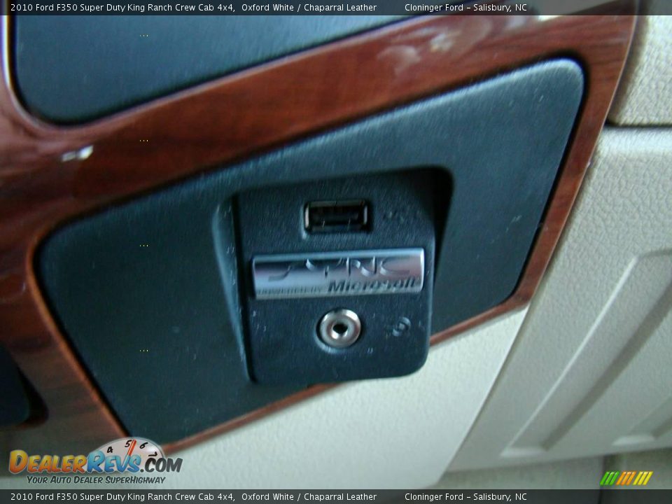2010 Ford F350 Super Duty King Ranch Crew Cab 4x4 Oxford White / Chaparral Leather Photo #32