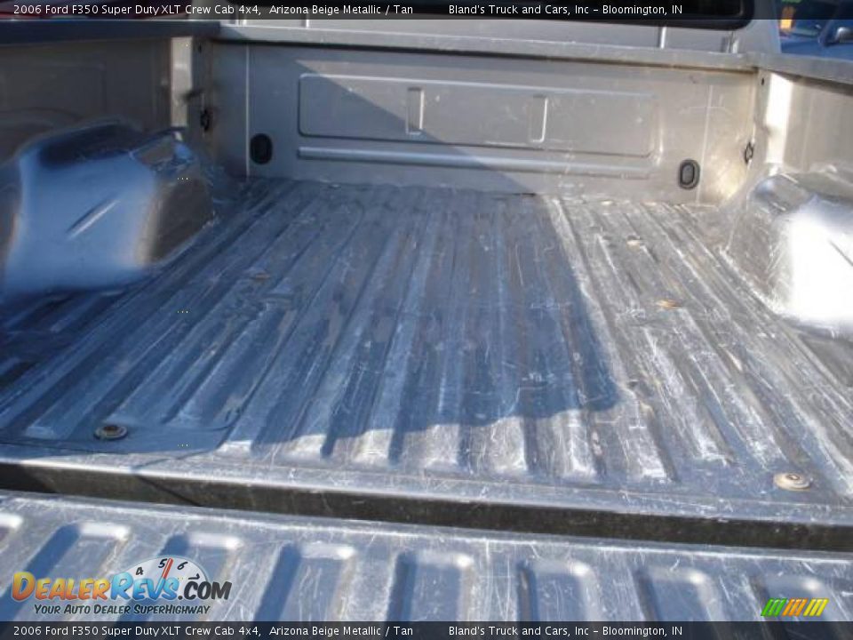 2006 Ford F350 Super Duty XLT Crew Cab 4x4 Arizona Beige Metallic / Tan Photo #14
