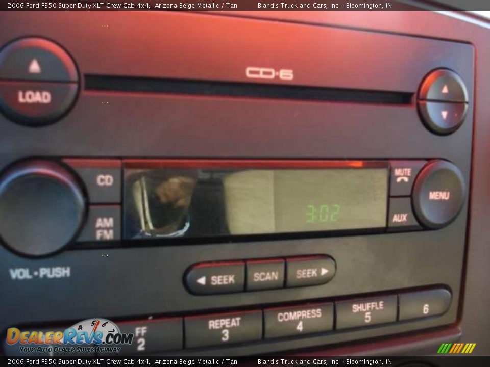 2006 Ford F350 Super Duty XLT Crew Cab 4x4 Arizona Beige Metallic / Tan Photo #29