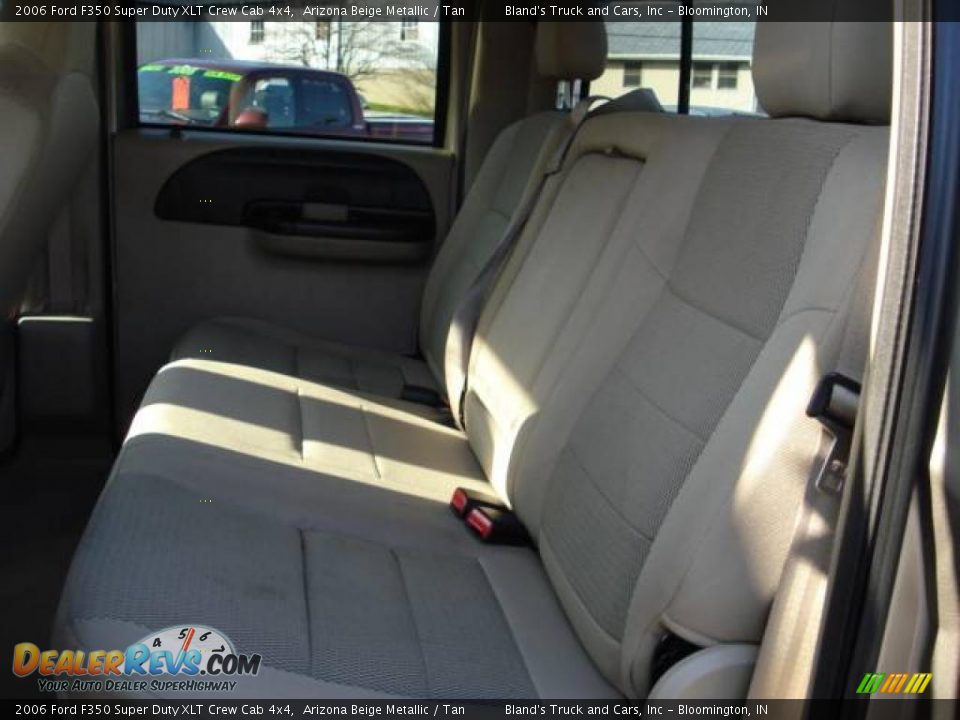 2006 Ford F350 Super Duty XLT Crew Cab 4x4 Arizona Beige Metallic / Tan Photo #35