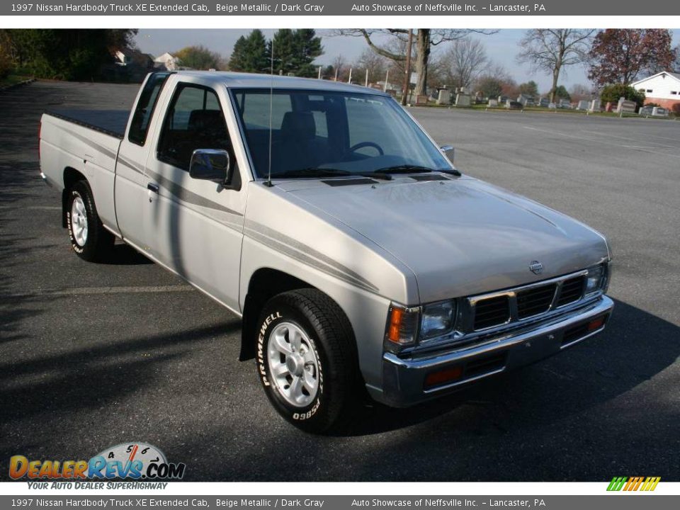 1997 Nissan Hardbody Truck XE Extended Cab Beige Metallic / Dark Gray Photo #8