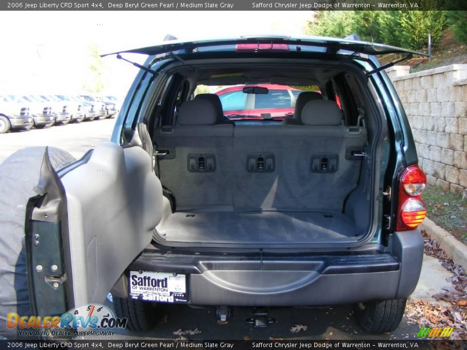 2006 Jeep Liberty CRD Sport 4x4 Deep Beryl Green Pearl / Medium Slate Gray Photo #18