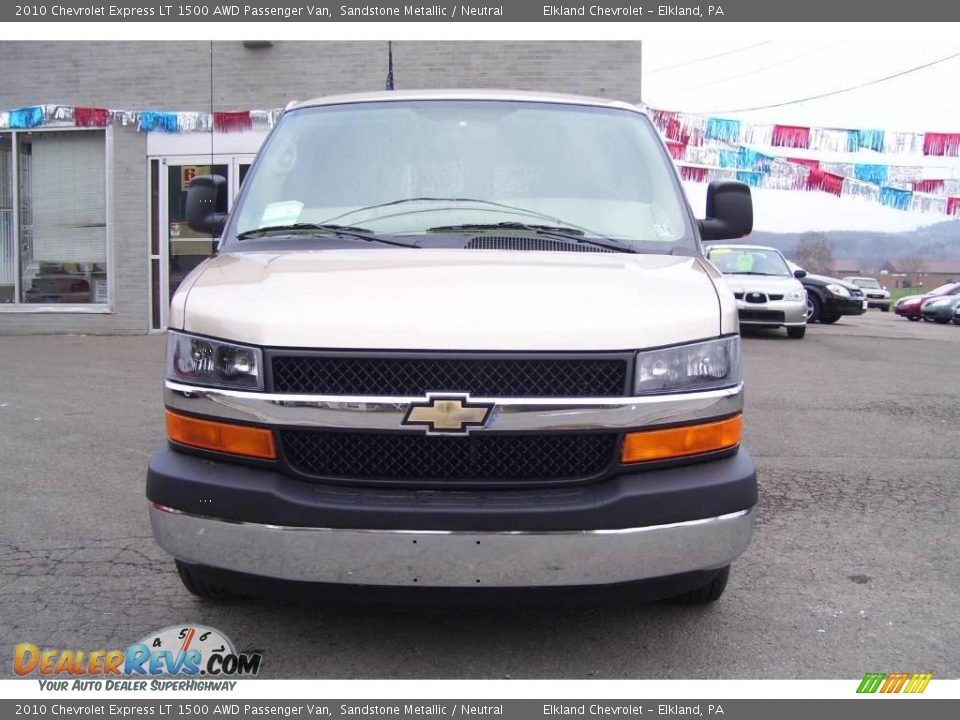 2010 Chevrolet Express LT 1500 AWD Passenger Van Sandstone Metallic / Neutral Photo #2