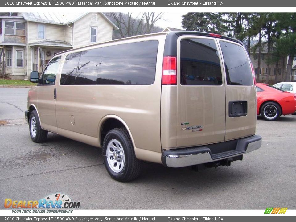 2010 Chevrolet Express LT 1500 AWD Passenger Van Sandstone Metallic / Neutral Photo #7