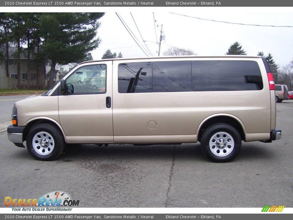 2010 Chevrolet Express LT 1500 AWD Passenger Van Sandstone Metallic / Neutral Photo #8