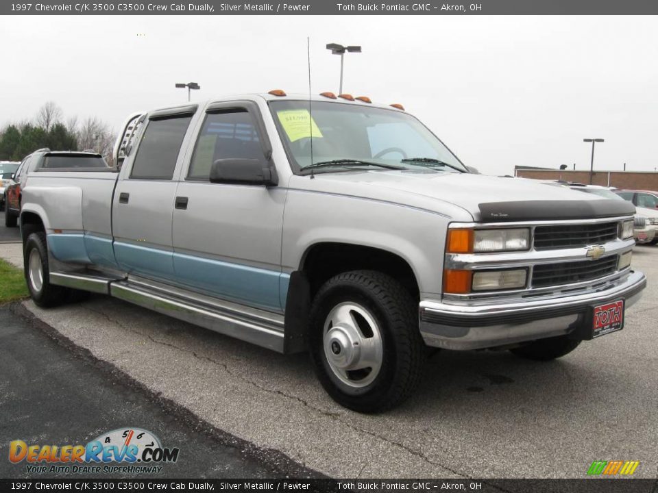 1997 Chevrolet C/K 3500 C3500 Crew Cab Dually Silver Metallic / Pewter Photo #6