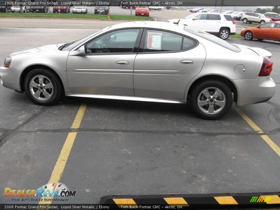 2006 Pontiac Grand Prix Sedan Liquid Silver Metallic / Ebony Photo #5
