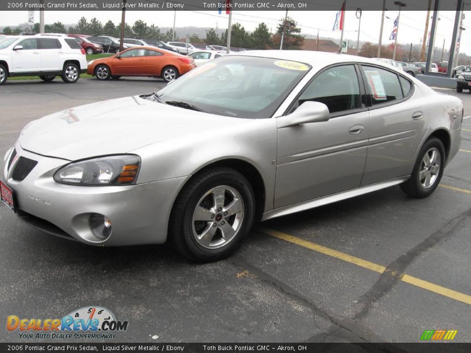 2006 Pontiac Grand Prix Sedan Liquid Silver Metallic / Ebony Photo #6