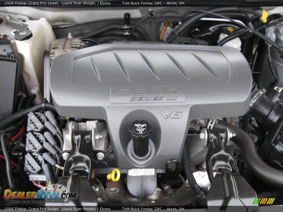 2006 Pontiac Grand Prix Sedan Liquid Silver Metallic / Ebony Photo #17