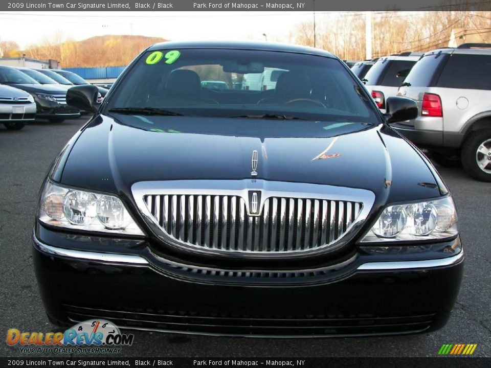 2009 Lincoln Town Car Signature Limited Black / Black Photo #18