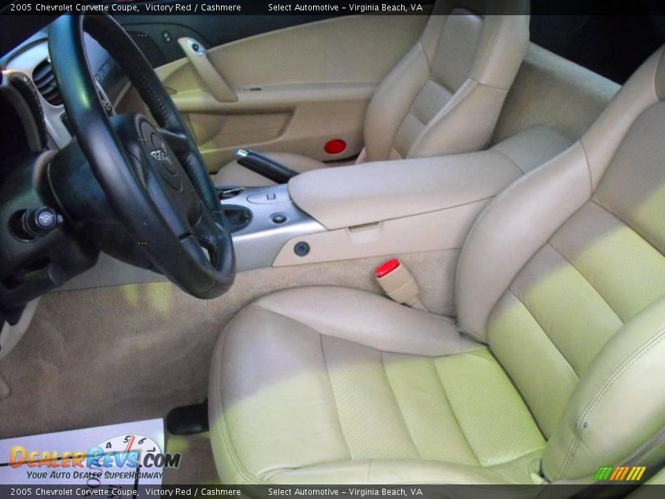2005 Chevrolet Corvette Coupe Victory Red / Cashmere Photo #10