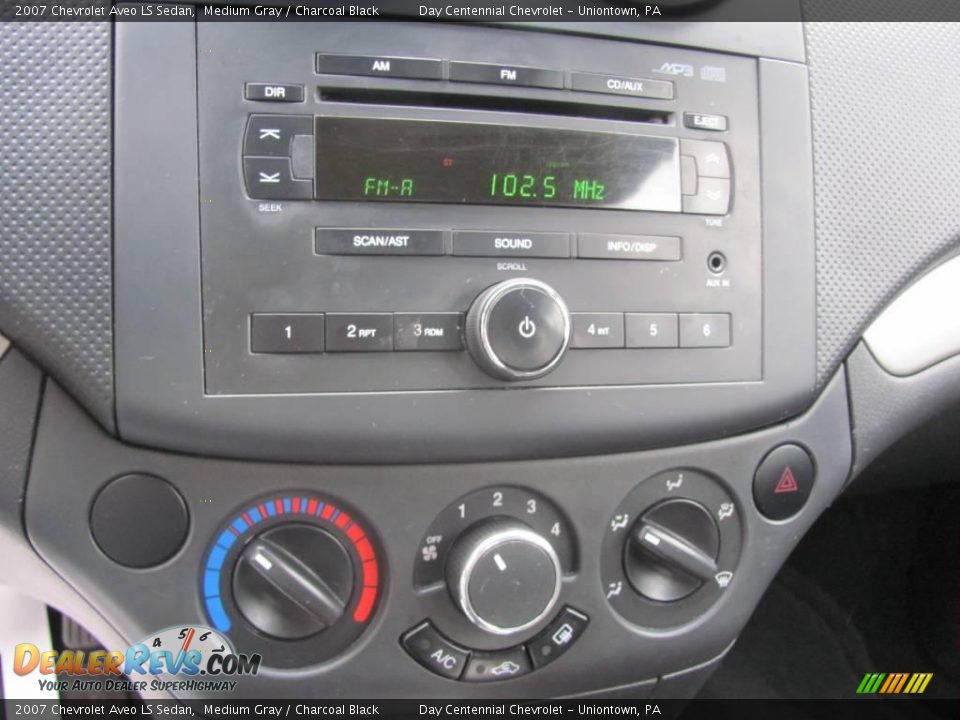 2007 Chevrolet Aveo LS Sedan Medium Gray / Charcoal Black Photo #13