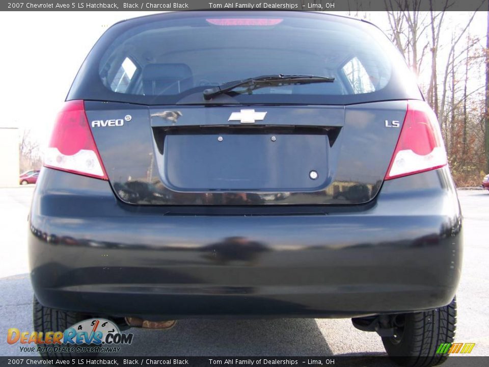 2007 Chevrolet Aveo 5 LS Hatchback Black / Charcoal Black Photo #6